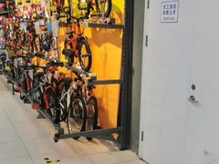 -迪卡侬(高新万达店)