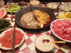 -赵美丽重庆火锅(西安直营总店)