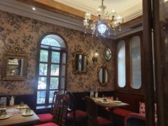 -秘密旅行Bonjour(黑金冠 江南西店)