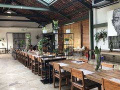 -喜洲吧·江畔老船厂·庭院餐厅(喜临院店)