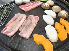 -彭妈家•韩国烤肉料理(张杨路店)