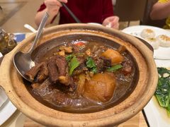香大师牛腩-锦粤宫·精致粤菜(深圳北站店)