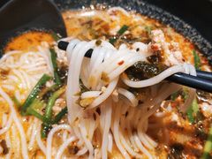 -云味馆过桥米线(皇庭广场店)