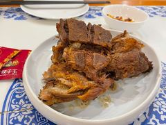 东北手拆骨肉-东方饺子王(新奥购物中心店)