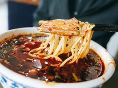 -吾穆勒蓬灰牛肉面·清真(北滨河中路店)