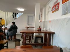 大堂-宝瑞门钉肉饼店