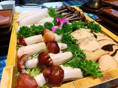 -慢丽江·云南野生菌土鸡锅(付家庄店)
