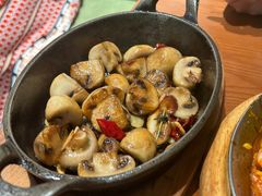 -CRAZYONES西班牙海鲜饭(上海美罗城店)