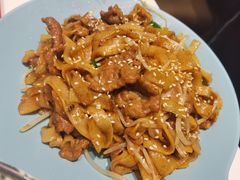 干炒牛肉河粉-龙记香港茶餐厅(久光百货店)