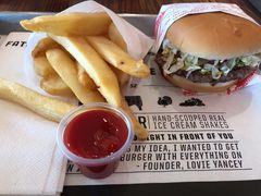 -FATBURGER 特富客汉堡(外交公寓店)
