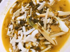 -新天明砂锅鱼头煲