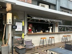 -三勾JJJ Burger&Coffee(梅溪湖店)