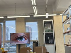 -无奔眼镜·蔡司·依视路授权店(朝阳大悦城店)