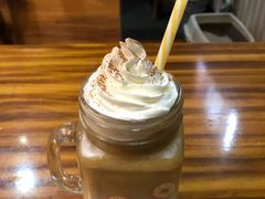 道奇兔教皇冰咖啡-Rabbit Cafe私房西餐甜点咖啡(栖霞路店)