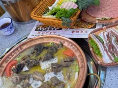 -阿婆情腊排骨火锅(金虹路店)