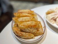 锅贴—猪肉酸菜-金谷园饺子馆(北邮总店)