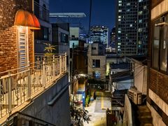 -BHC炸鸡(明洞总店)