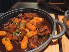 大理芫荽烧牛肋-Ameigo梅果·云贵川bistro(长宁来福士店)