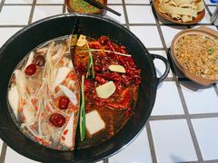 -贰回巷火锅馆(钟楼店)
