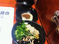 -独食火锅·半米屋台(直营总店)