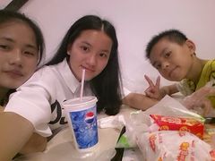 -完美世界影城(湛江雷州店)