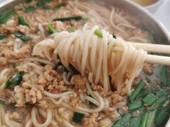 -正宗杨记普洱酸醋米线(总店)
