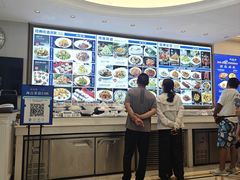 -品海楼·大连海胆锅贴馆(东港店)