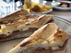 著名古巴三文治-Versailles Restaurant Cuban Cuisine
