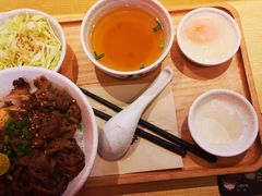 -熊吞·大碗丼烧肉饭(济宁万达广场店)