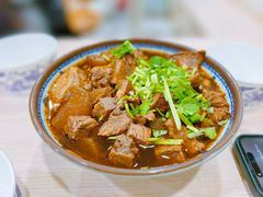-石贝妮黑皮牛杂(台北路店)
