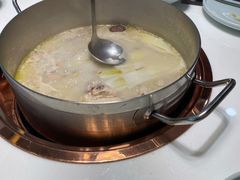 -洪氏嗨捞·猪肚鸡火锅(阳光天地店)