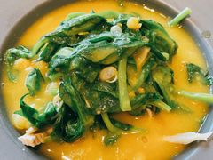 豌豆黄浸豌豆尖-半山腰·云南菜(侨福芳草地店)