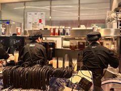 -霸王茶姬(上海静安大悦城店)