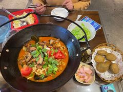 -富正毅三下锅·湘西韵味(天门山索道店)