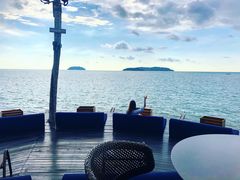 -Sunset Bar(丹绒亚路香格里拉店)