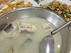 -雪湖煜辰鱼头老店(雪野湖店)