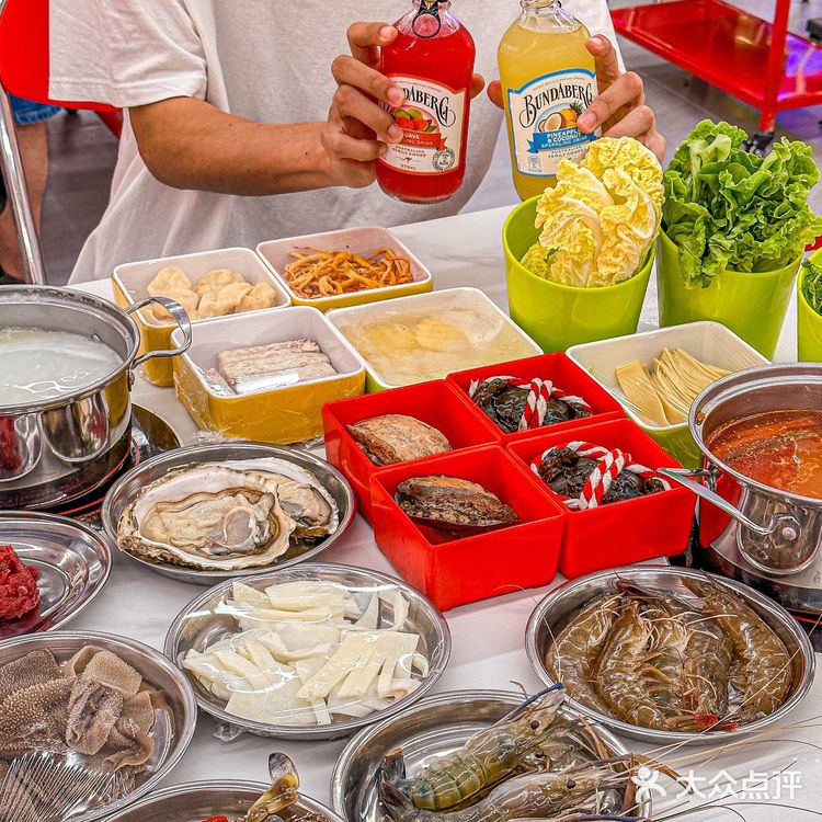 这家海自鲜选火锅店!一人一锅,锅底口味多众选择