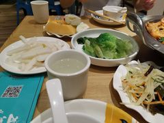 -小鱼小牛·鱼牛干锅·脆鱼火锅(世欧广场店)