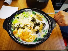 上海黄鱼砂锅煨面-白玉兰食品甜凤店(合生汇店)