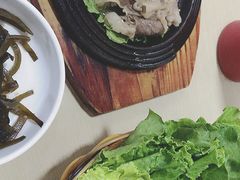 -拌来拌去石鍋拌飯(文鼎店)