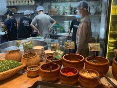 -云阿蛮云南生烫牛肉米线(奉贤路店)