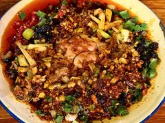 -拈签一笑黄牛肉辣卤串串