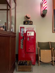 -IMUSE BARBER SHOP
