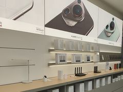 -华为授权体验店(中山公园来福士)