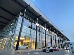 -天津波士信达奔驰4S店(卫津南路店)