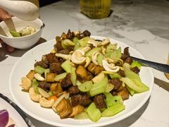 腰果西芹牛肉粒-香港深井掂檔烧鹅茶餐厅(海韵城店)