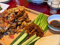 -鸿亨泰杂鱼馆(港馨家园店)