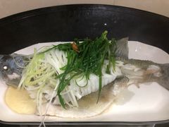 -黄桷树曹家私房菜(江与城店)