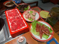 -夺欢喜贵州酸汤牛肉火锅(静安寺店)