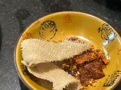 -周老三跷脚牛肉·全牛火锅(非遗传承店)